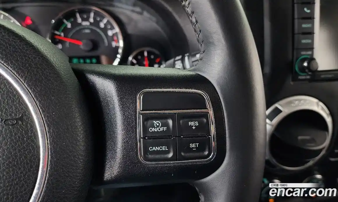 Jeep Wrangler 2016 3.6 гидро в Москве № 1624088, фото 15