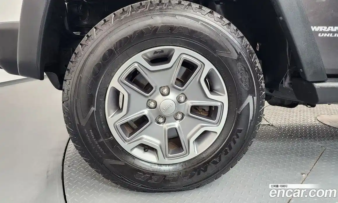 Jeep Wrangler 2016 3.6 гидро в Москве № 1624088, фото 5