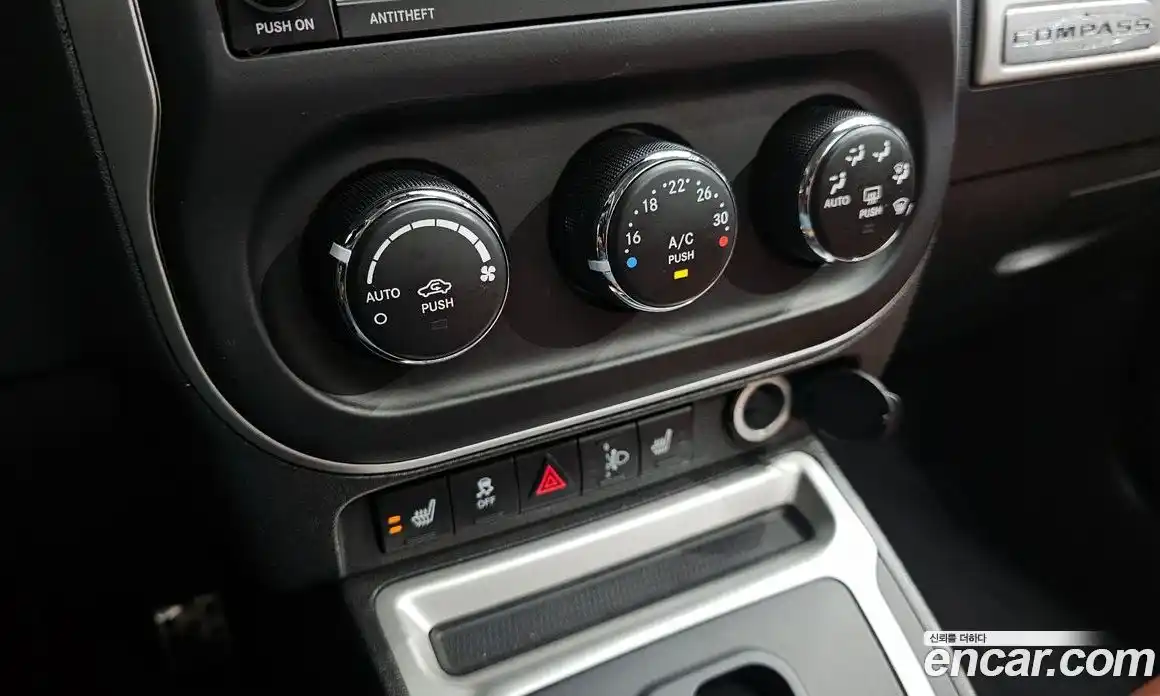 Jeep Compass 2013 2.4 гидро в Москве № 1624139, фото 18