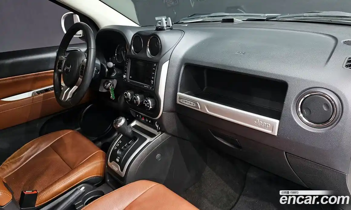 Jeep Compass 2013 2.4 гидро в Москве № 1624139, фото 19