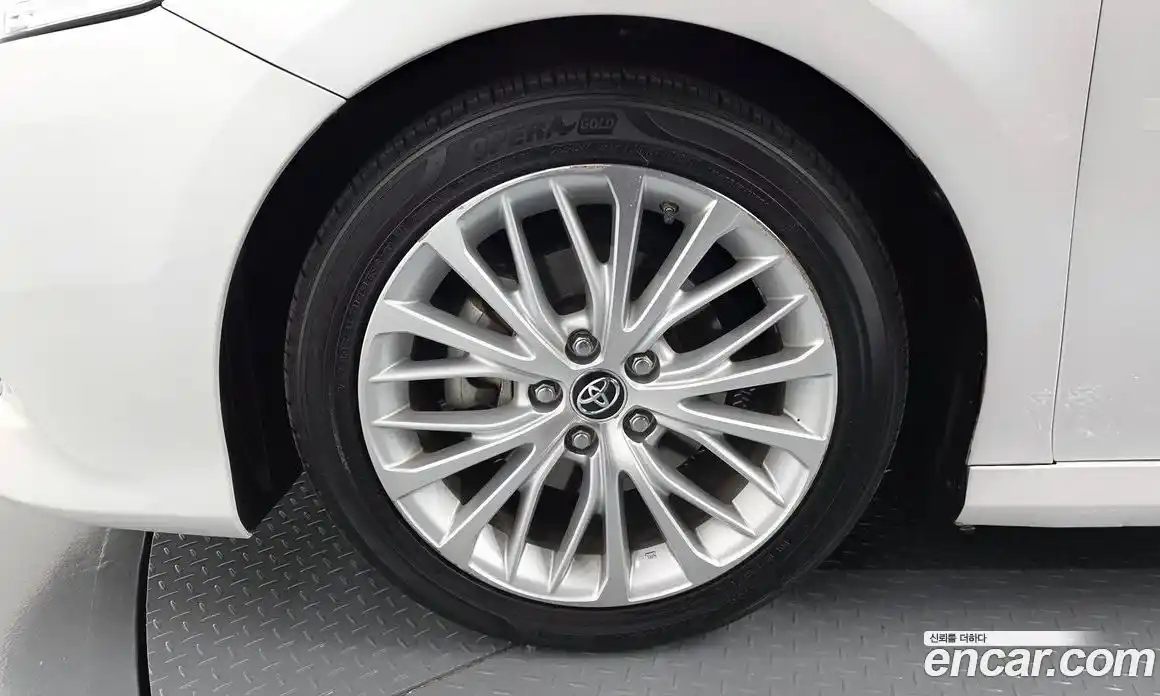 Toyota Camry 2018 2.5 гидро в Москве № 1624413, фото 5