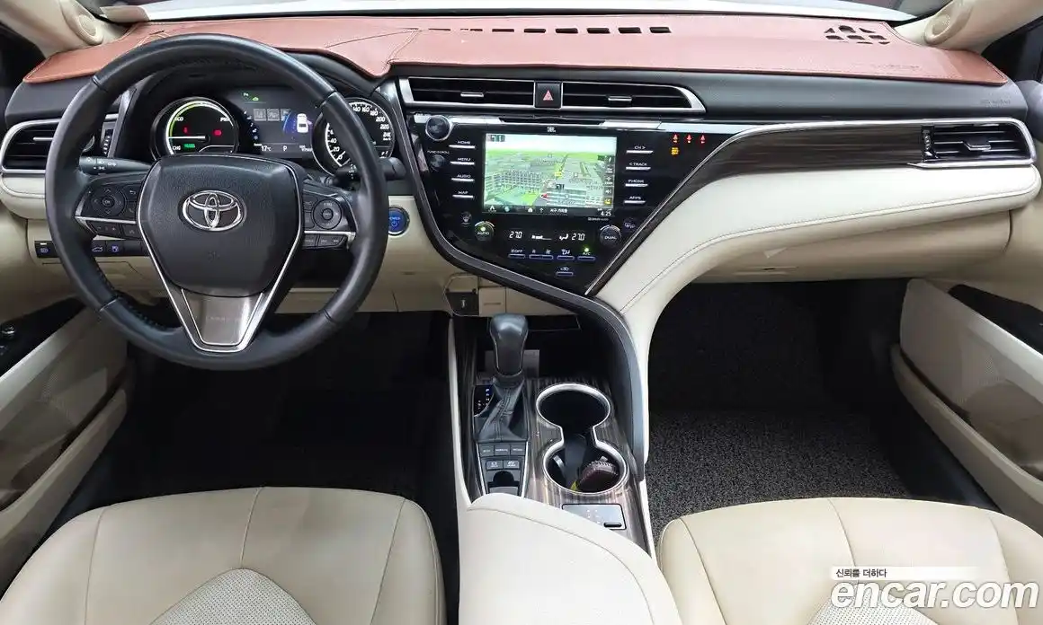 Toyota Camry 2018 2.5 гидро в Москве № 1624413, фото 7