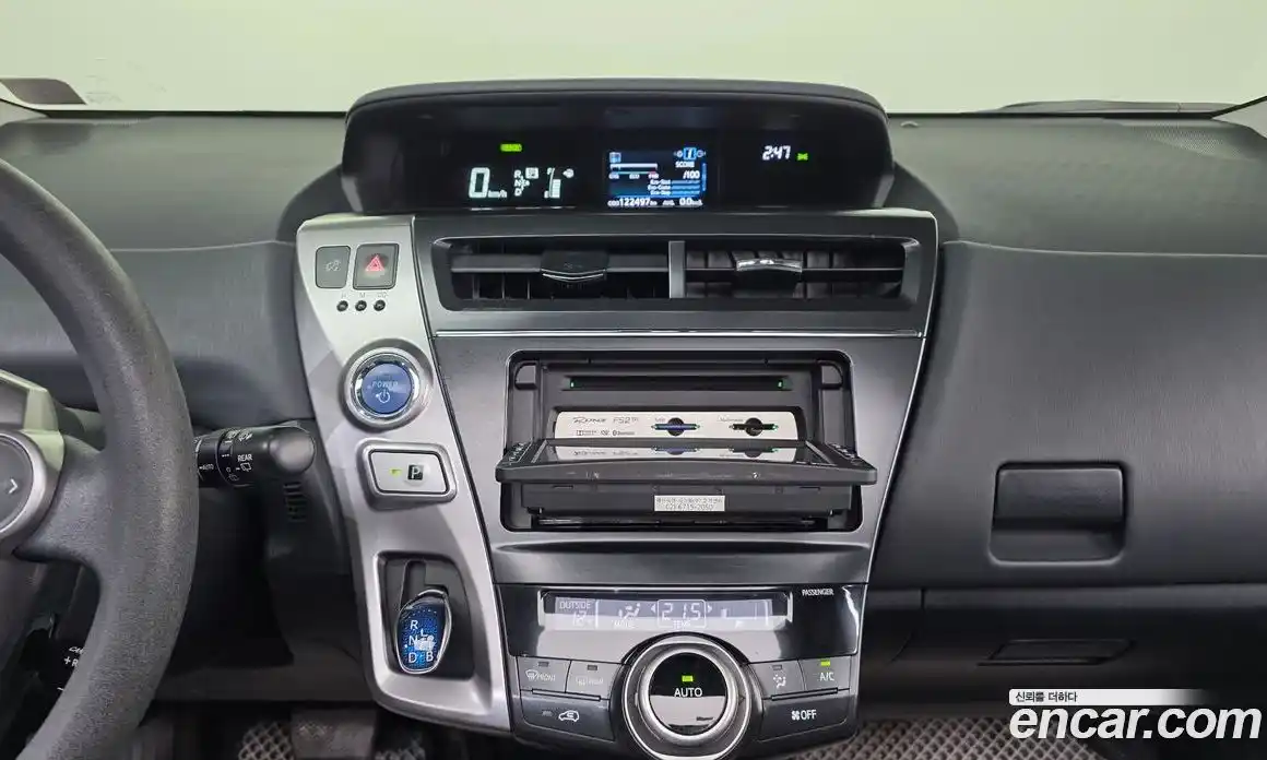 Toyota Prius 2015 1.8 гидро в Москве № 1624415, фото 14