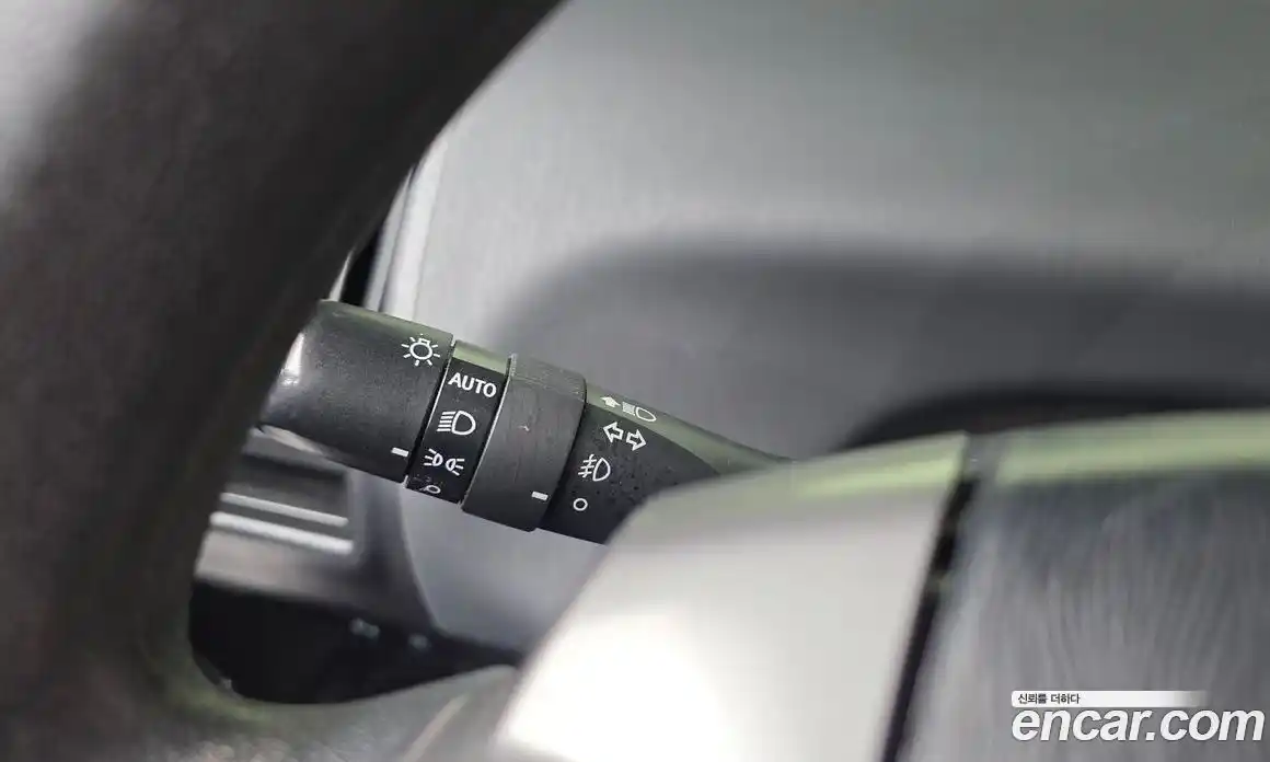 Toyota Prius 2015 1.8 гидро в Москве № 1624415, фото 16