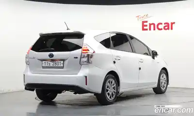 Toyota Prius 2015 1.8 гидро в Москве № 1624415, миниатюра 2