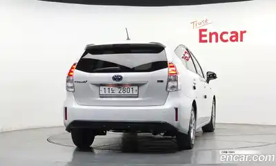 Toyota Prius 2015 1.8 гидро в Москве № 1624415, миниатюра 4
