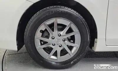Toyota Prius 2015 1.8 гидро в Москве № 1624415, миниатюра 5
