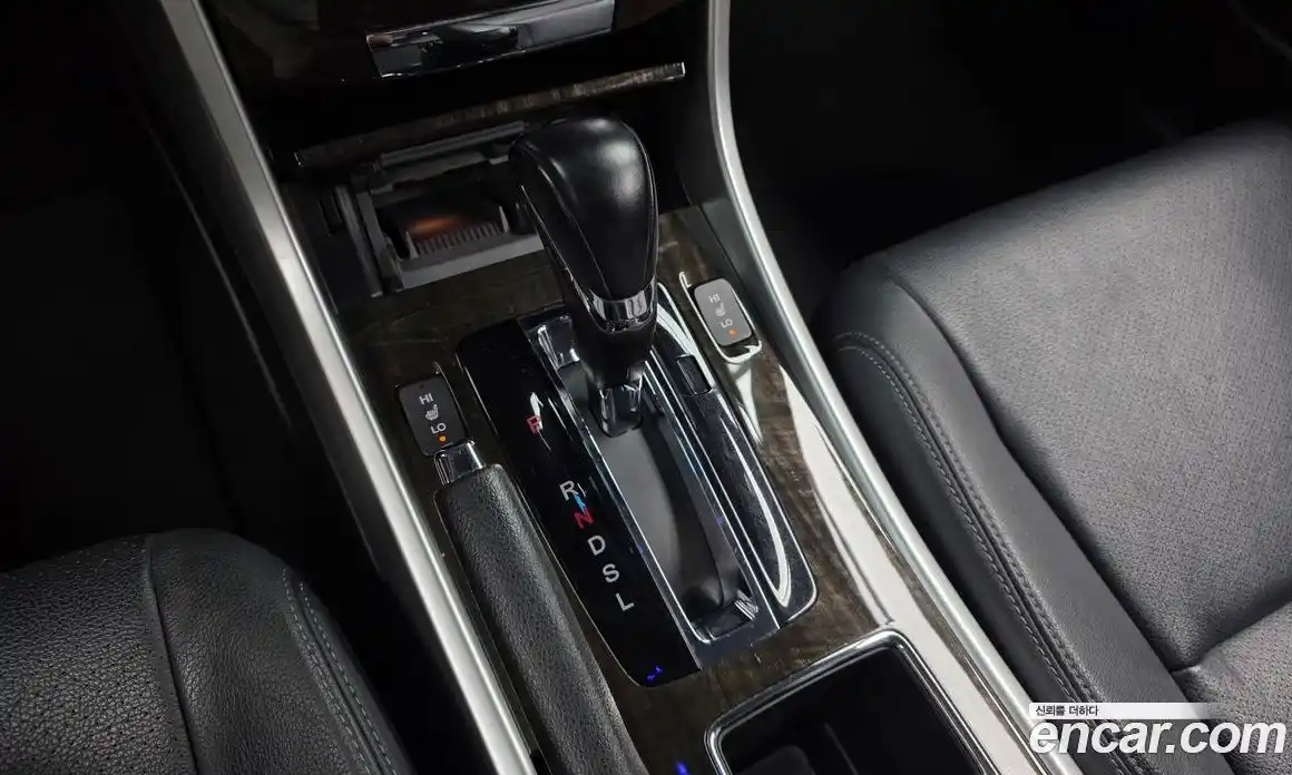 Honda Accord 2014 2.4 гидро в Москве № 1624670, фото 9