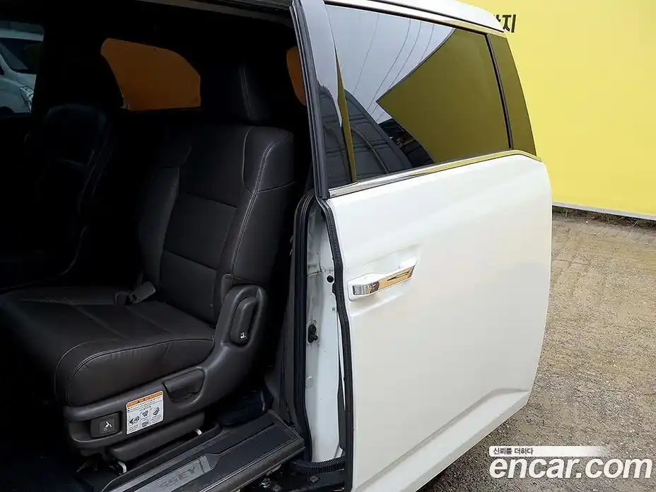 Honda Odyssey 2013 3.5 гидро в Москве № 1624752, фото 16