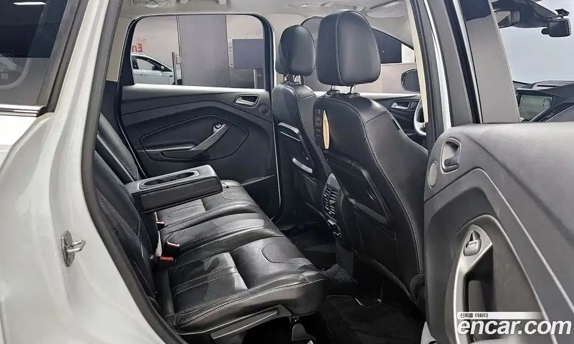 Ford Kuga 2016 2.0 гидро в Москве № 1624894, фото 11