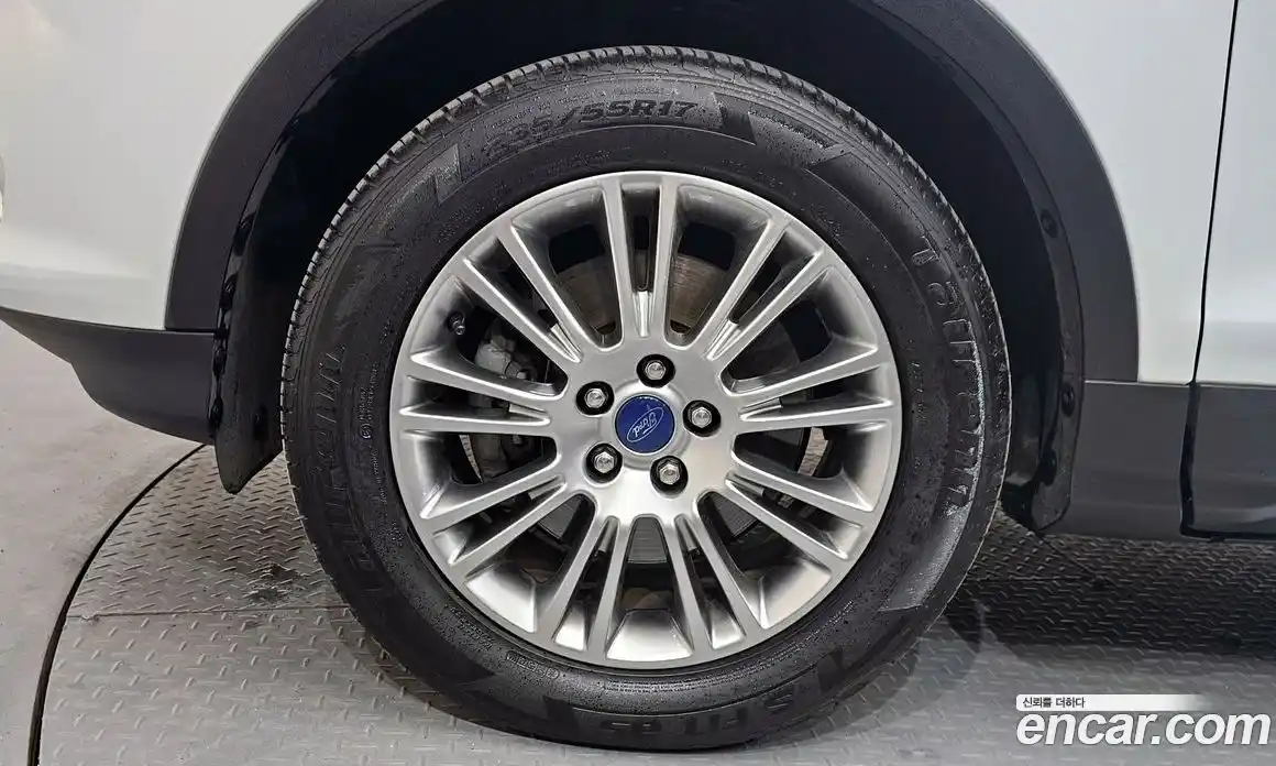 Ford Kuga 2016 2.0 гидро в Москве № 1624894, фото 5