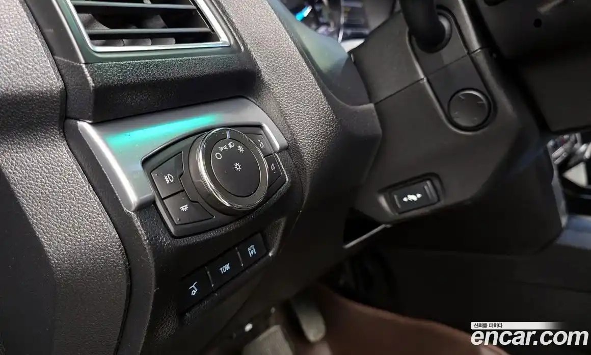 Ford Explorer 2016 2.3 гидро в Москве № 1625067, фото 19