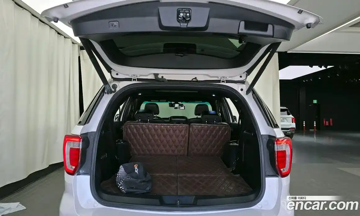 Ford Explorer 2016 2.3 гидро в Москве № 1625067, фото 20