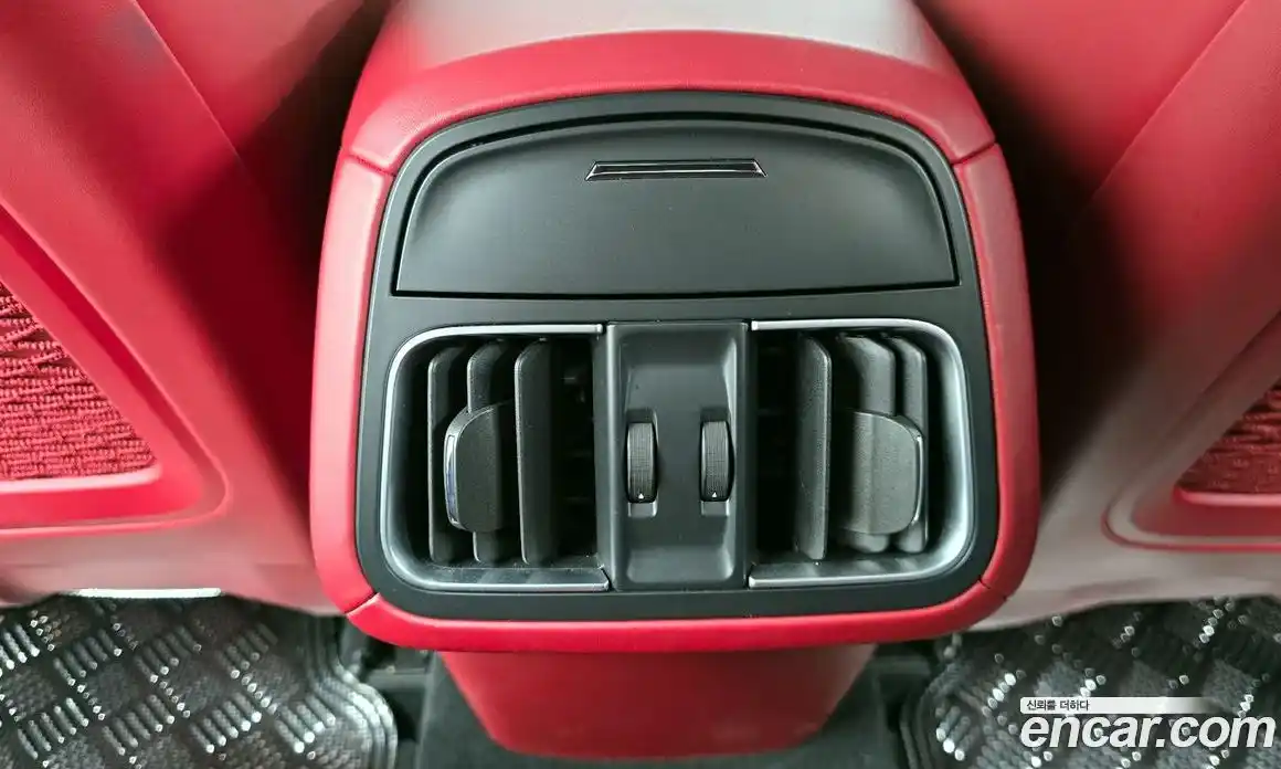 Maserati Levante 2017 3.0 гидро в Москве № 1625415, фото 18