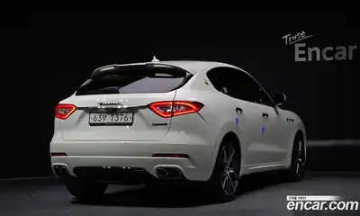 Maserati Levante 2017 3.0 гидро в Москве № 1625415, миниатюра 2