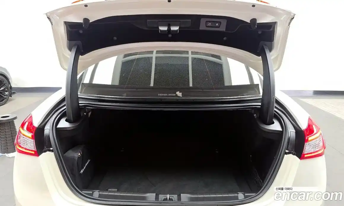 Maserati Ghibli 2018 3.0 гидро в Москве № 1625459, фото 20