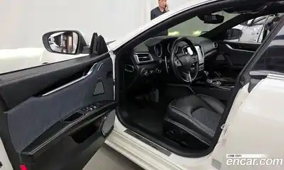 Maserati Ghibli 2018 3.0 гидро в Москве № 1625459, миниатюра 10