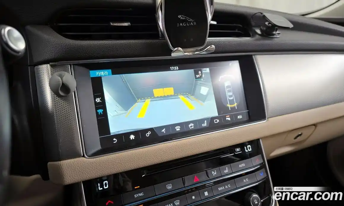 Jaguar XF 2016 2.0 гидро в Москве № 1625582, фото 15