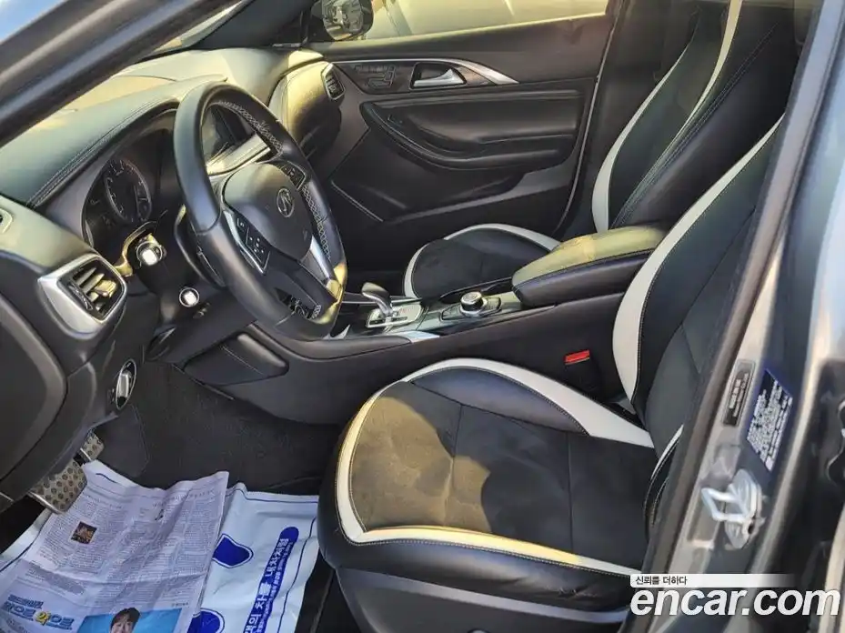 Infiniti Q30 2017 2.0 гидро в Москве № 1625776, фото 10