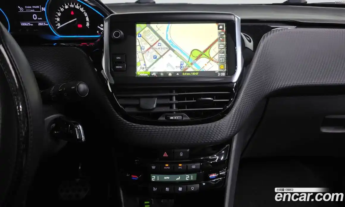 Peugeot 2008 2016 1.6 гидро в Москве № 1625880, фото 13