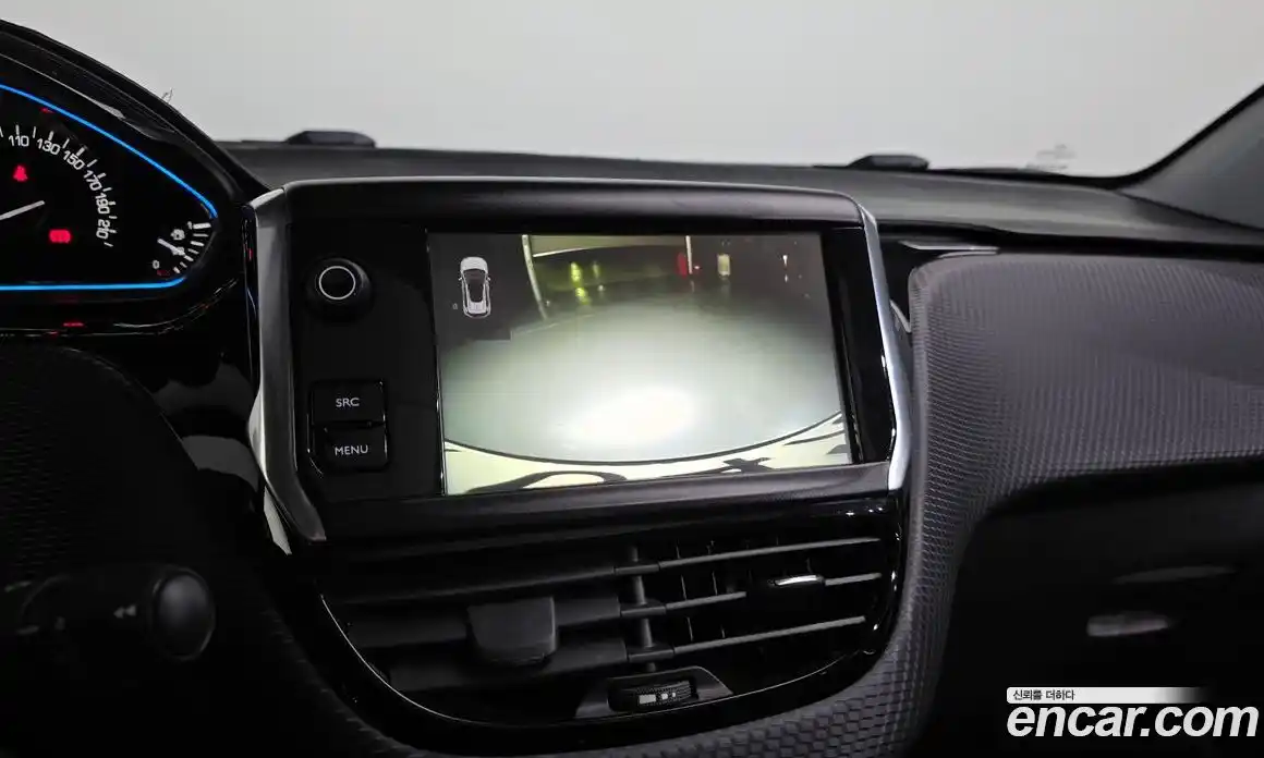 Peugeot 2008 2016 1.6 гидро в Москве № 1625880, фото 14