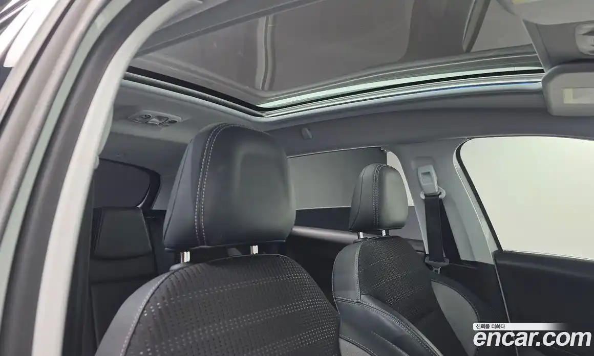 Peugeot 2008 2016 1.6 гидро в Москве № 1625880, фото 16