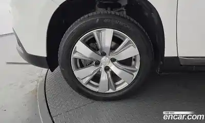 Peugeot 2008 2016 1.6 гидро в Москве № 1625880, миниатюра 5