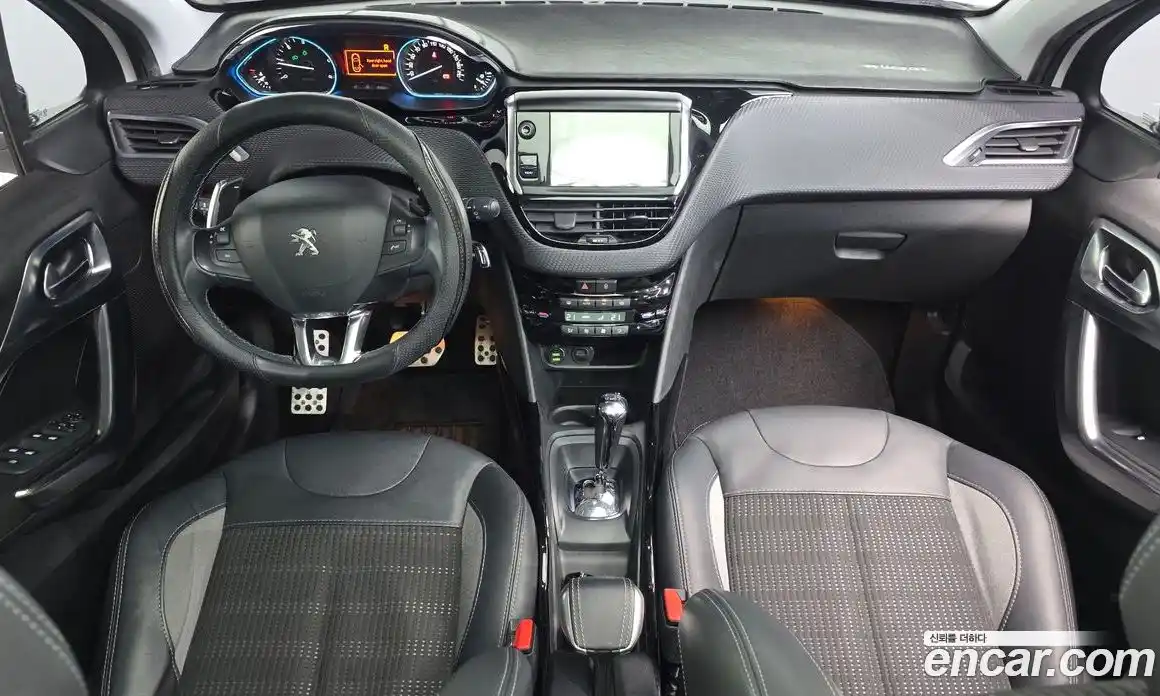 Peugeot 2008 2016 1.6 гидро в Москве № 1625880, фото 7