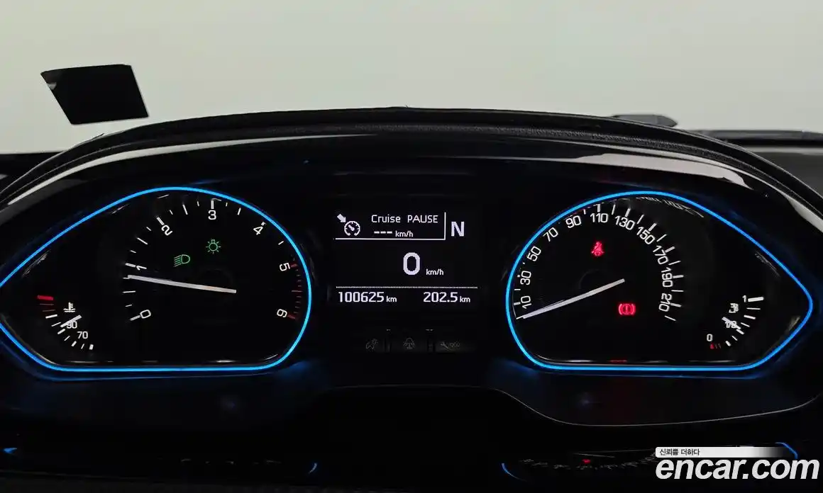 Peugeot 2008 2016 1.6 гидро в Москве № 1625880, фото 8