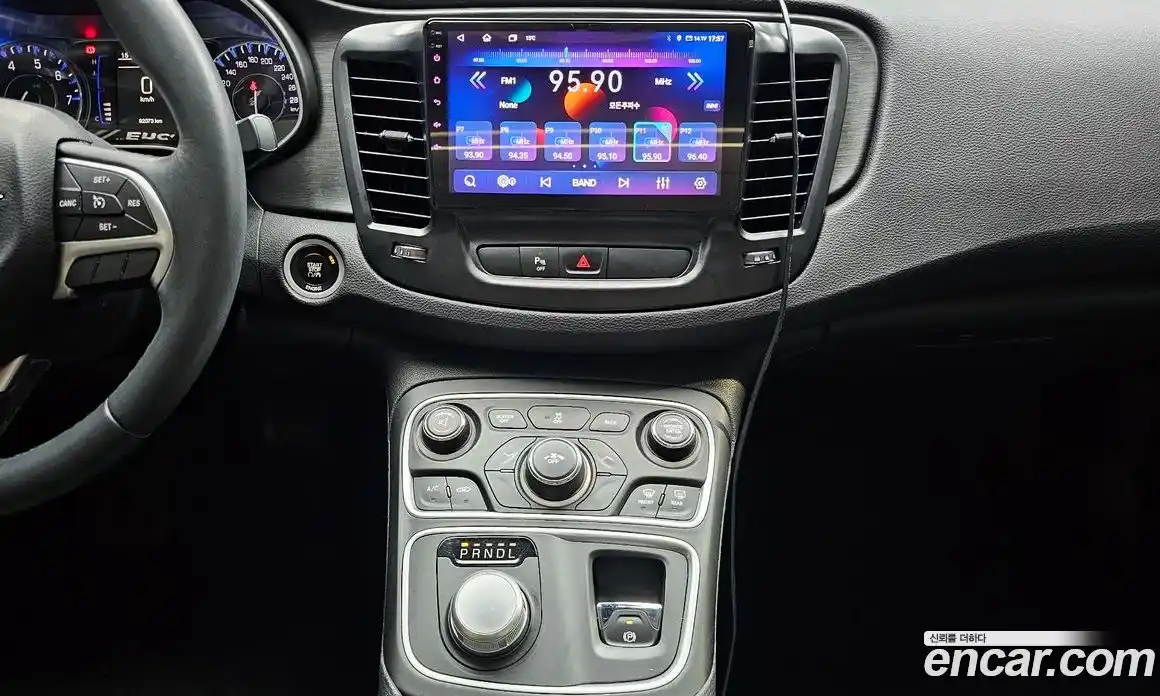 Chrysler 200 2015 2.4 гидро в Москве № 1626068, фото 15