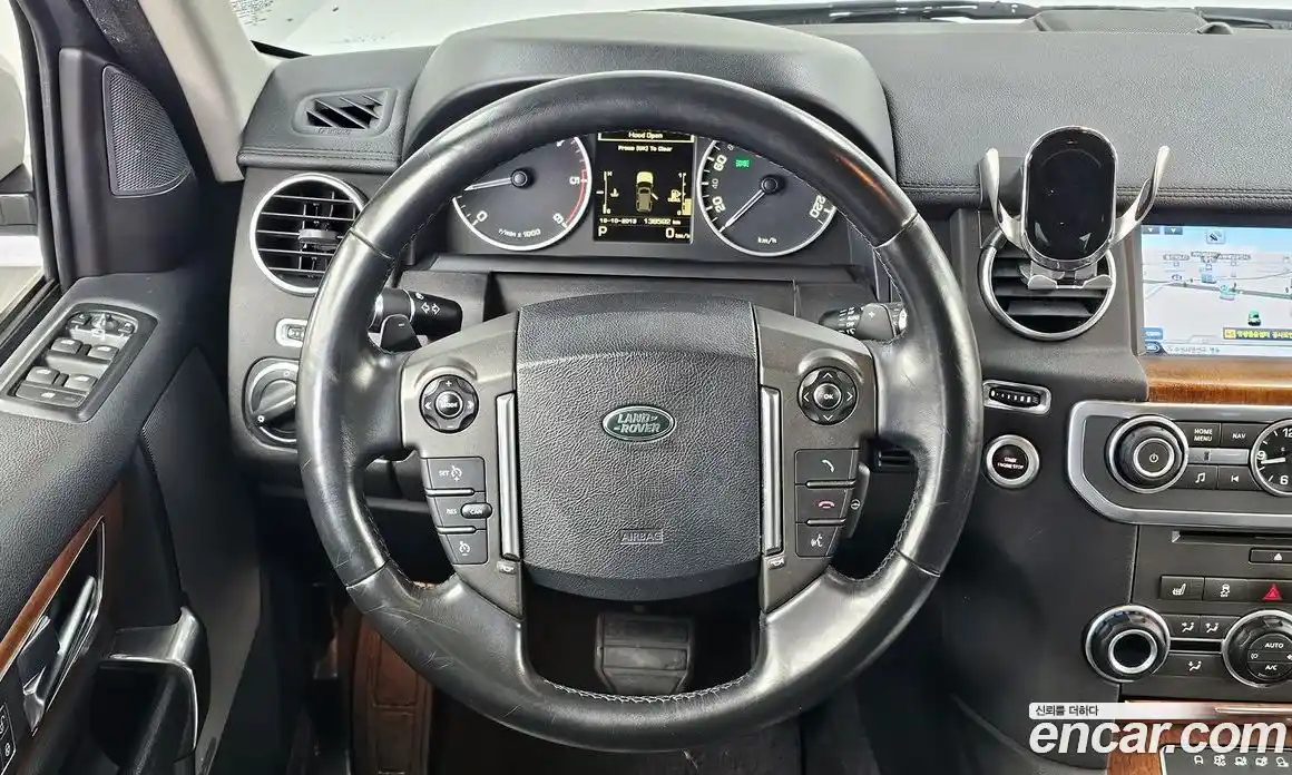 Land Rover Discovery 2016 3.0 гидро в Москве № 166608, фото 13