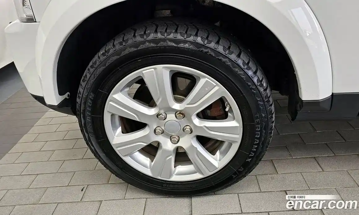 Land Rover Discovery 2016 3.0 гидро в Москве № 166608, фото 5