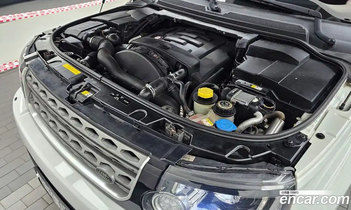Land Rover Discovery 2016 3.0 гидро в Москве № 166608, фото 6