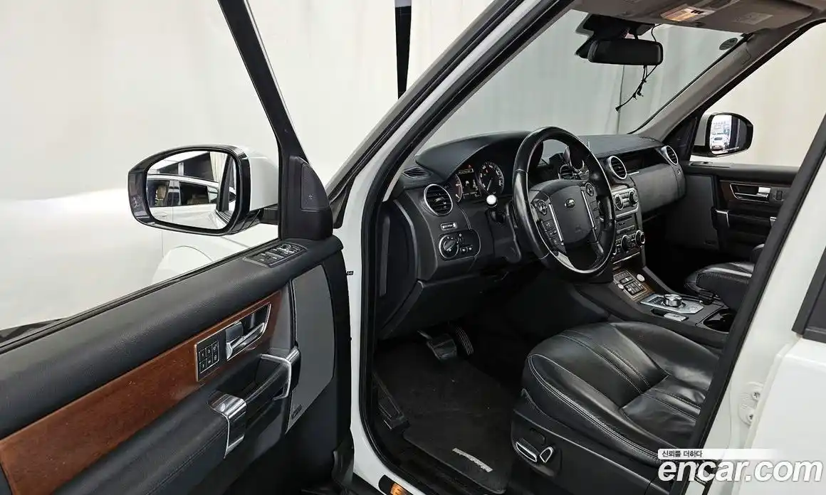 Land Rover Discovery 2016 3.0 гидро в Москве № 166608, фото 10