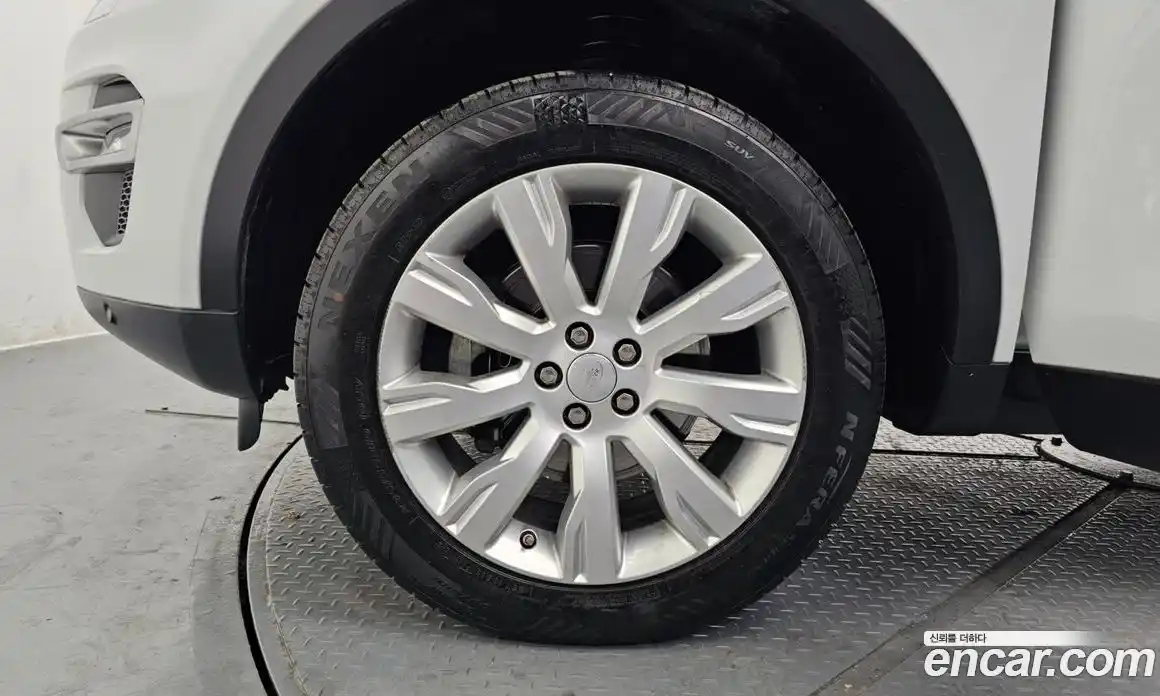 Land Rover Discovery Sport 2016 2.0 гидро в Москве № 166648, фото 5