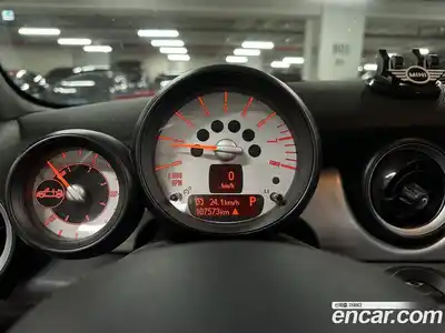 Mini Cooper Convertible 2011 1.6 гидро в Москве № 188786, миниатюра 8