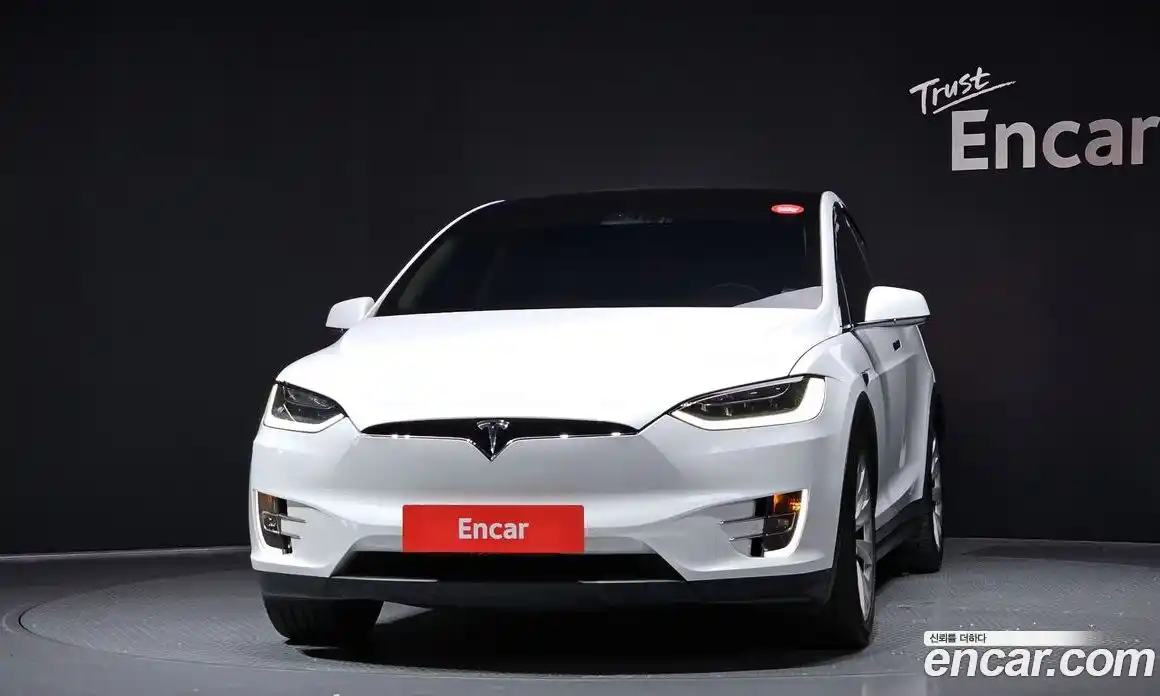 Tesla Model X 2018 0.3 гидро в Москве № 198598, фото 3