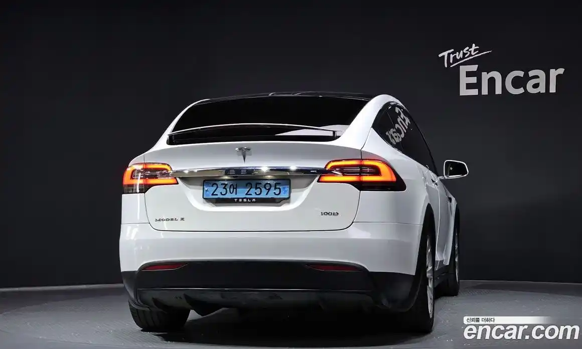 Tesla Model X 2018 0.3 гидро в Москве № 198598, фото 4