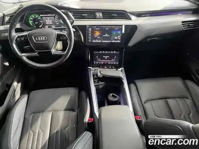 Audi Q8 e-tron 2024 гидро в Москве № 230277, миниатюра 6
