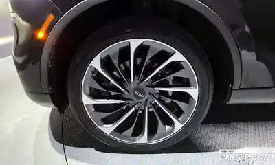 Lincoln Aviator 2022 3.0 гидро в Москве № 255774, миниатюра 4