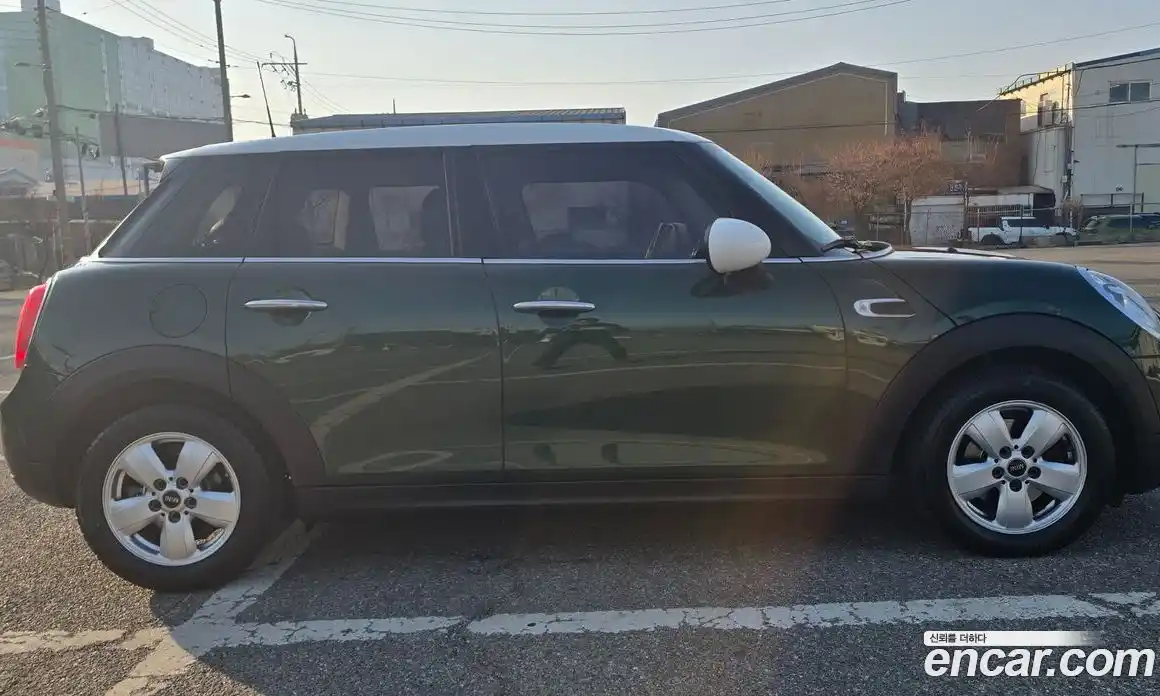 Mini Cooper 2017 2.0 гидро в Москве № 499395, фото 13