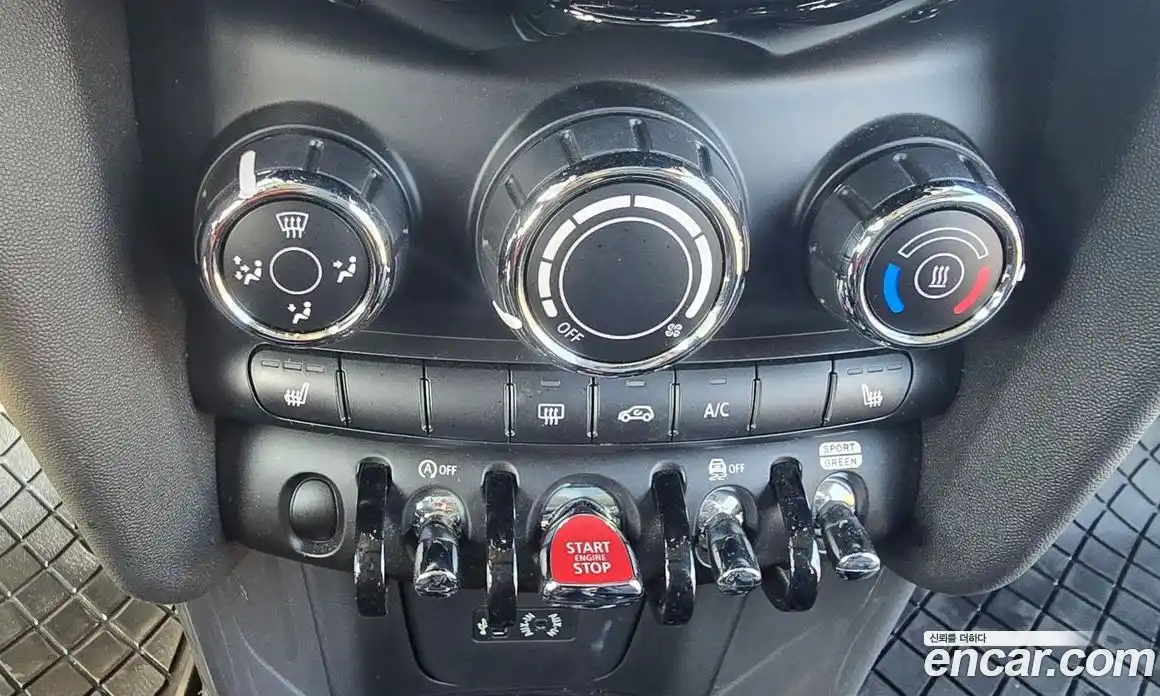 Mini Cooper 2017 2.0 гидро в Москве № 499395, фото 14