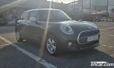 Mini Cooper 2017 2.0 гидро в Москве № 499395, миниатюра 3
