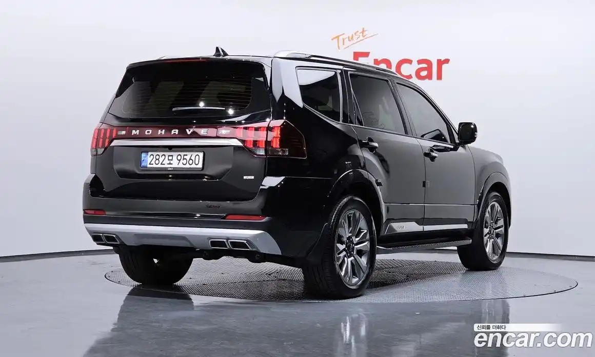 Kia Mohave 2022 3.0 гидро в Москве № 11638, фото 2