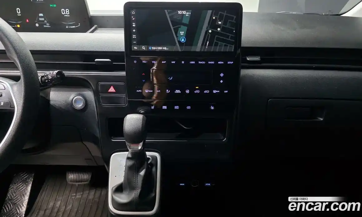 Hyundai Staria 2022 2.2 гидро, фото 19