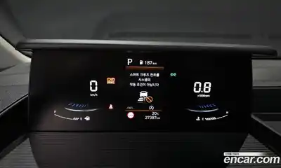 Hyundai Staria 2023 2.2 гидро в Москве № 1610411, миниатюра 8