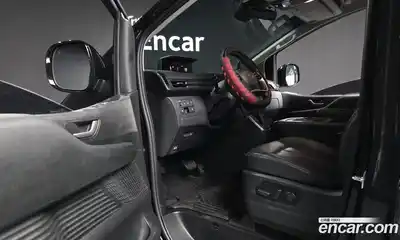 Hyundai Staria 2023 2.2 гидро в Москве № 1610411, миниатюра 10