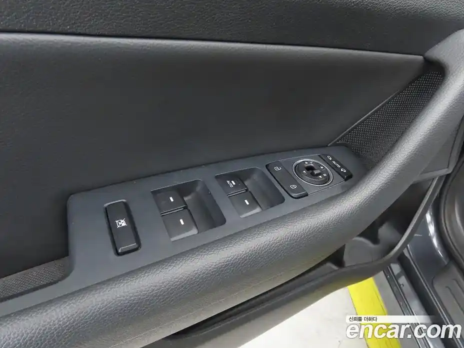 Hyundai Sonata 2019 2.0 гидро в Москве № 1610424, фото 15