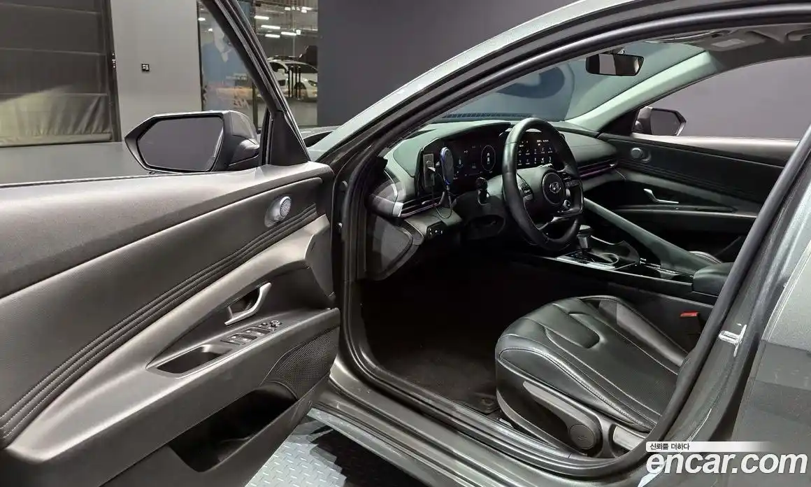 Hyundai Avante 2022 1.6 гидро в Москве № 1610562, фото 10