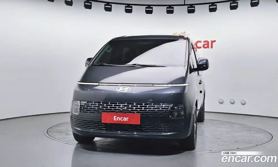 Hyundai Staria 2024 1.6 гидро в Москве № 1610673, фото 3